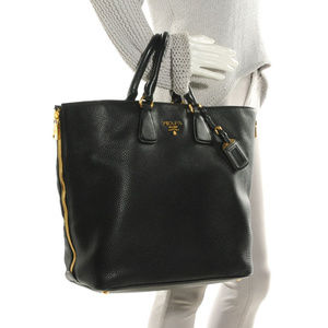 prada daino side zip leather shopper